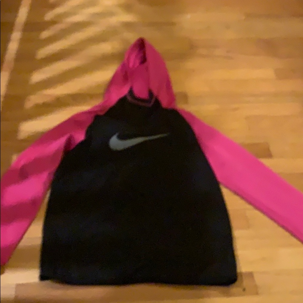 Nike gently used kids hoodie💕